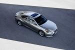 Lexus ES300h with Digital Side-View Monitor 2020 года (EU)